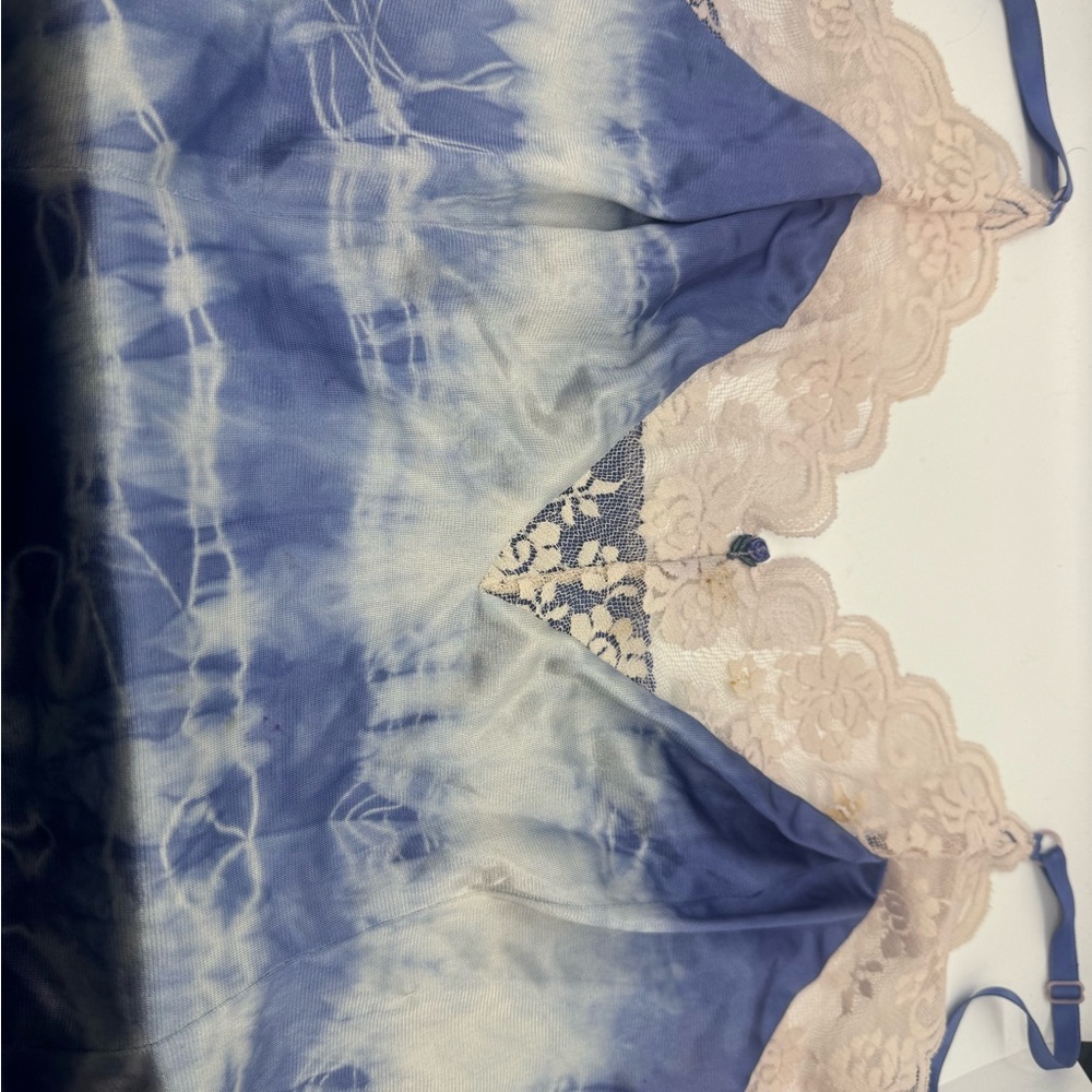 Elegant Blue and Cream Lace cami